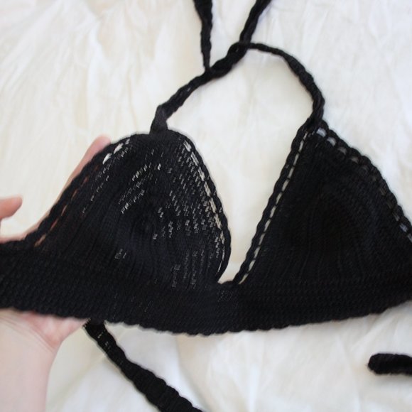 American Vintage Tops - 100% Cotton blk crochet halter tie bikini top crop